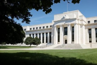 昨夜今晨国际外盘头条一览_2025年4月4日_财经新闻