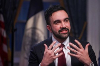 2月18日外盘头条：美伊核谈判达成总体共识 美布两油承压 苹果三款AI穿戴设备曝光 Meta扩大与英伟达的合作