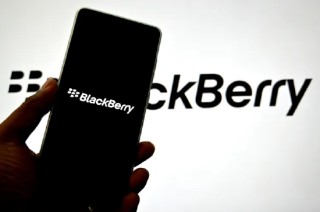 黑莓业绩超预期且前景向好 股价飙升近20%