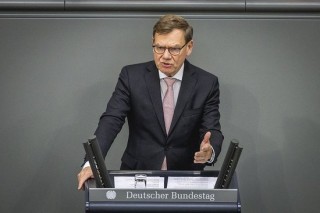 美乌今日会谈 各方分歧明显 “28点”新计划仍存变数