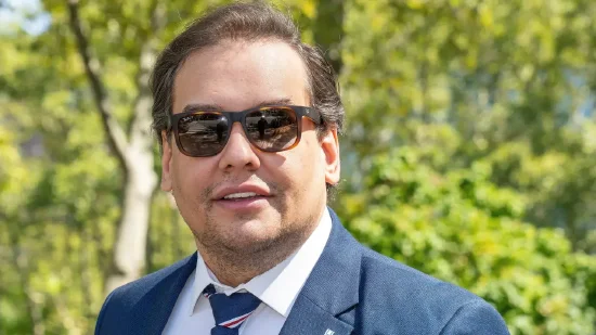 美国前众议员涉欺诈案即将宣判 曾在疫情期间窃取失业救济金  第1张