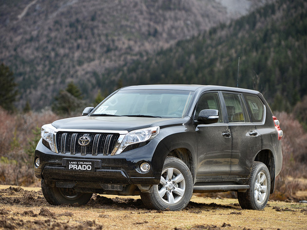 丰田霸道后备箱怎么开启？开启后备箱有什么技巧？  第1张