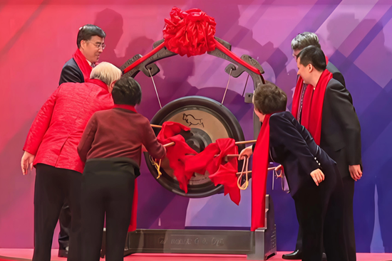 1000亿，今年首个航天IPO敲钟了  第1张