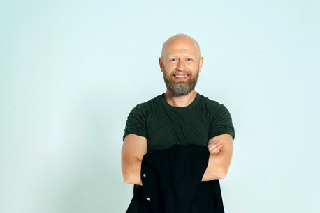 比特币腰斩后 加密货币亿万富翁拟逢低买入  第1张